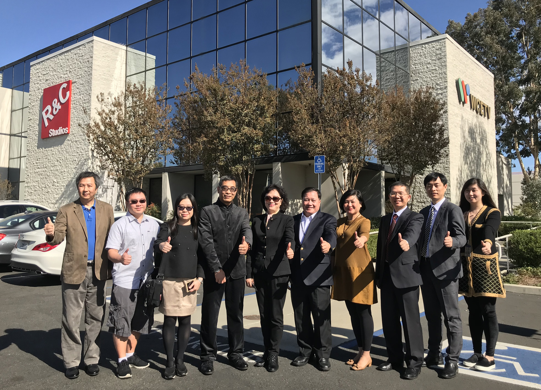 GDTV News Radio & TV Delegation Visit Chinese Media R&C Media Group Inc. Chinese Ad Los Angeles